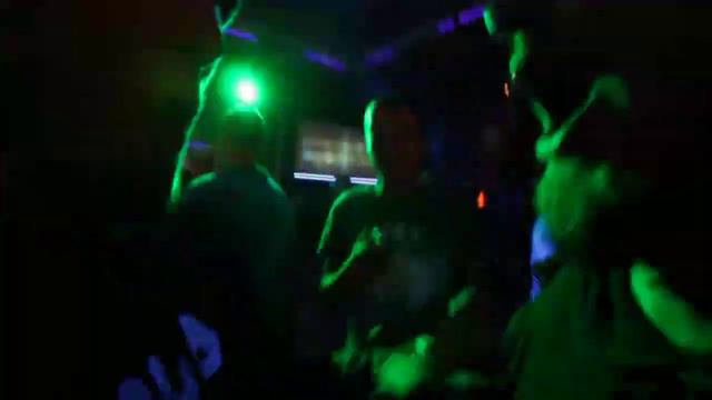 ДЕН ПОЛУЧИЛ ПРАВА И ПОЕХАЛ С ПАЦАНТРОЙ НА ЖЛОНДОН! Е! смотреть онлайн