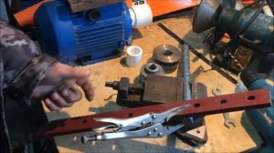 Шпон-паз под шкив на валу.Одним сверлом,своими руками!)