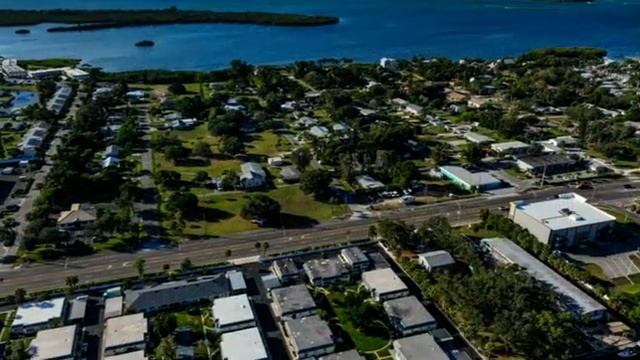 Home For Sale: 9915 Desoto Ct, Bradenton, FL 34210 | CENTURY 21 смотреть онлайн