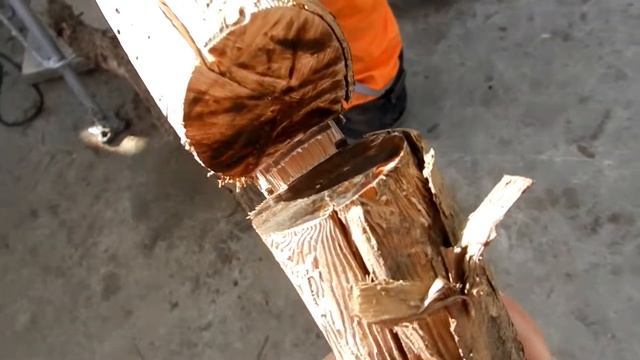 Как пилить дрова одному? смотреть онлайн