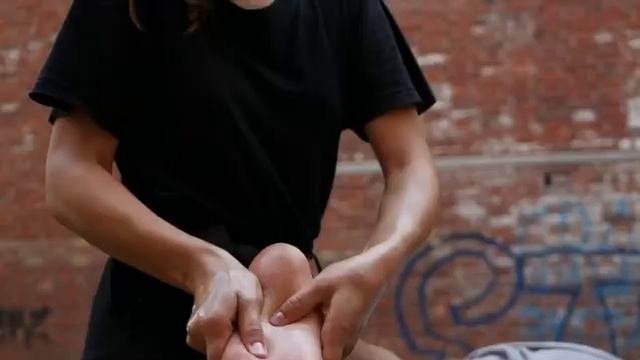 Воображение в действии на территории массажного салона 