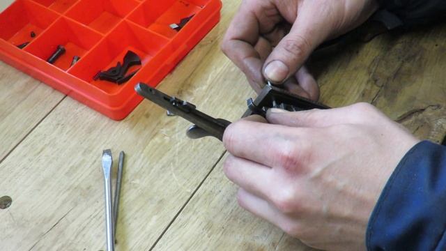 ИЖ-26 замена боевой пружины.