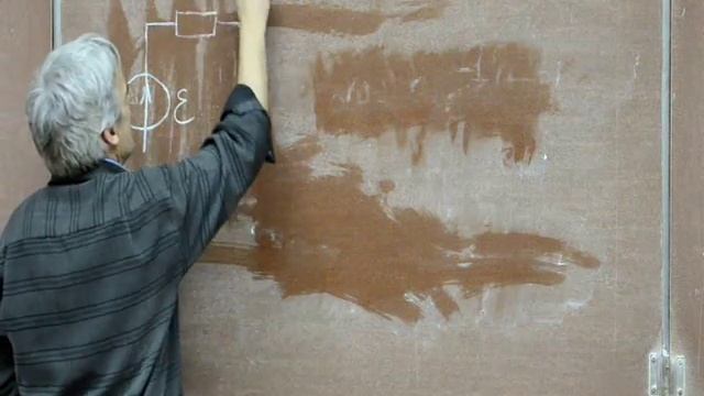 Лекция 27. Заряд и разряд конденсатора через сопротивление (RC-цепочка) смотреть онлайн