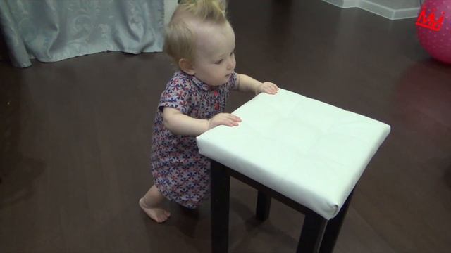 Как научить ребенка ходить? первые шаги смотреть онлайн