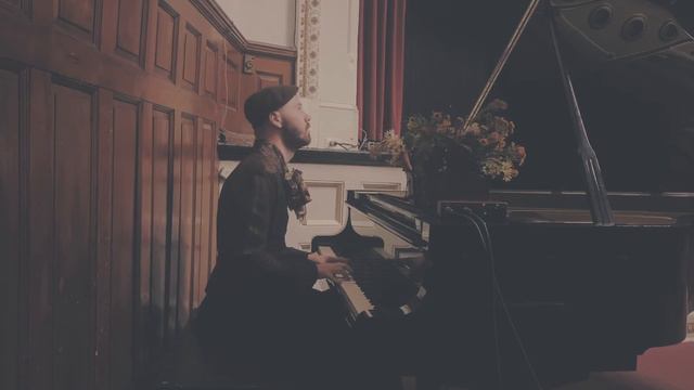 use somebody: kings of leon (piano rendition by david ross lawn) смотреть онлайн