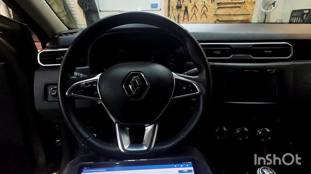 Renault Duster 2018 1.6 mpi. Помилки DF021ESC кут рулевого колеса.DF001 датчик температури ох.рід. смотреть онлайн