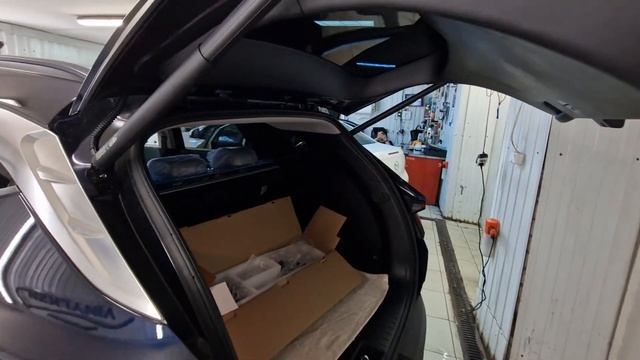 Hyundai Tucson - установили электропривод крышки багажника смотреть онлайн