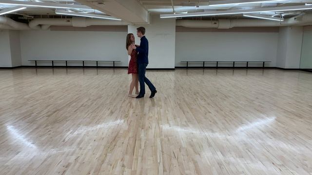 Bluesy Waltz - Mazurka and Waltz смотреть онлайн