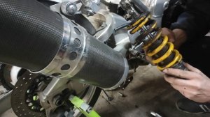 Yamaha r1 Ремонт заднего амортизатора 1 часть