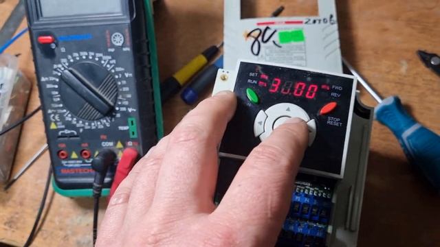 Отче-ремонт частотного преобразователя LS SV015iG5A-4 в мастерской КИПлаб.РФ +79054188772 смотреть онлайн