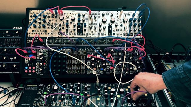 CARETAKER HOTEL SOLITUDE - Make Noise Strega, 0-Coast - Eurorack Ambient #eurorack #ambient #strega смотреть онлайн