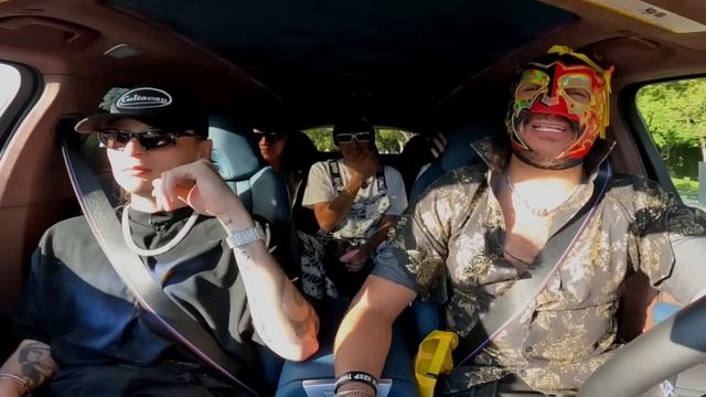 PESO PLUMA & Escorpión Dorado #ALVolante El Cantante Más Exitoso Del Momento En El Mundo!