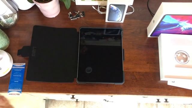 New 2020 iPad Pro 12.9 Unboxing and setup смотреть онлайн