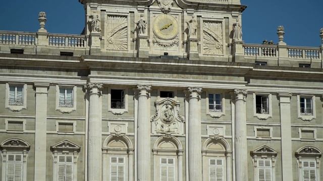 Madrid en 4 Jours : Guide Ultime de la Capitale Espagnole - TOUR DU MONDE смотреть онлайн