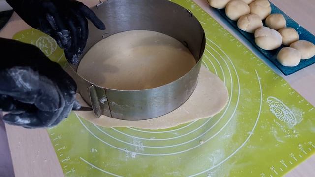 Торт НА СКОВОРОДЕ// НЕЖНЕЙШИЙ ТОРТ НА РАЗ ДВА без МИКСЕРА и без ДУХОВКИ смотреть онлайн