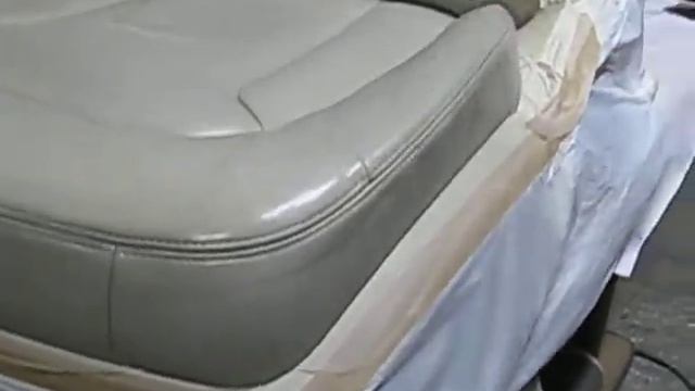 Восстановление цвета кожи автомобльного сидения смотреть онлайн