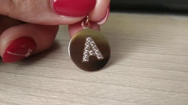 Золотой кулон "Буква А" смотреть онлайн