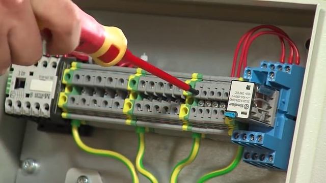 E-SMART Set English смотреть онлайн