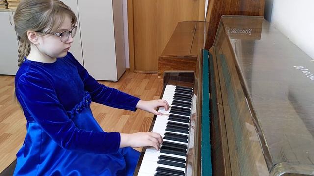 Азиатцева Аня А.Гедике Ригодон, Д.Кабалевский Маленькая полька смотреть онлайн