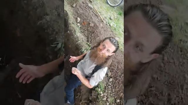 Скоро на каналі Соавтор Реальний Копання траншей , ями , косовиця , рубка дров смотреть онлайн