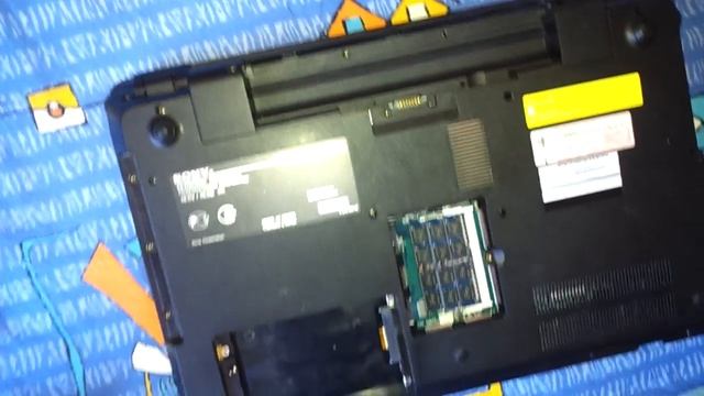Разборка и чистка ноутбука Sony VAIO VPCF2 смотреть онлайн