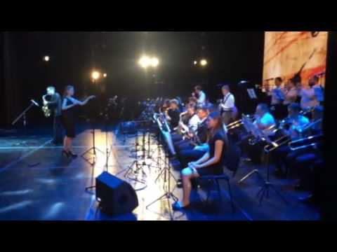 Chips n Salsa смотреть онлайн