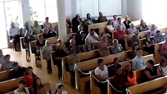 VID 20140831 114200 Под венцом жених и невеста смотреть онлайн