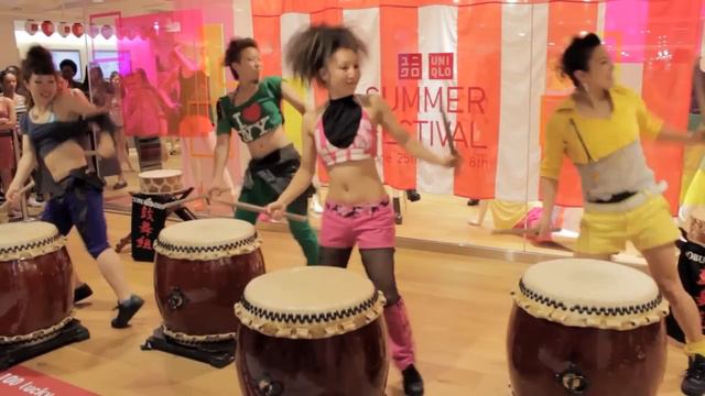 mNYe Events: Uniqlo Summer Festival with Cobu Taiko Group смотреть онлайн