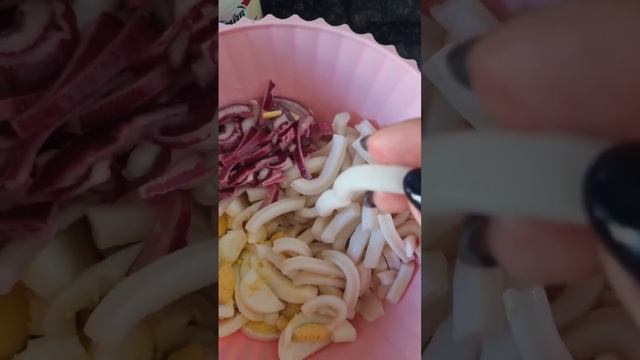 Вкусный и полезный салат из кальмаров смотреть онлайн