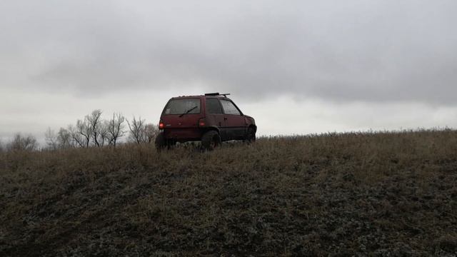 И всё-таки она застряла смотреть онлайн