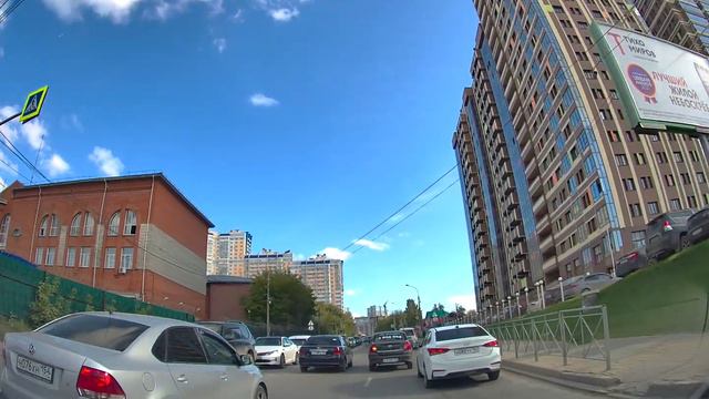 Не работают светофоры около Ауры... смотреть онлайн