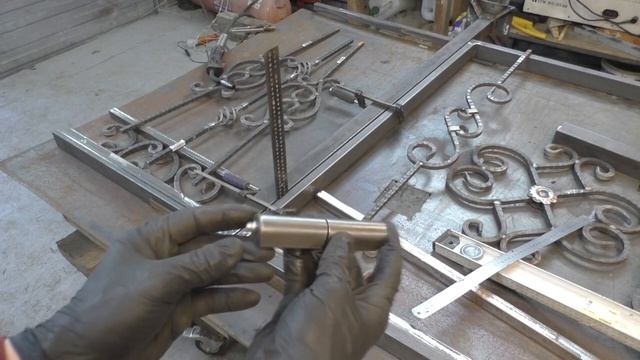 Красивая калитка с элементами ковки. Своими руками. смотреть онлайн