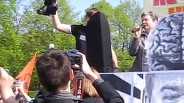 берцы 21 мая Питер.avi смотреть онлайн