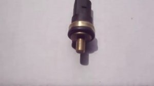 Шкода Октавия Тур 1.6AKL,На холодном двигателе температура  90°C -100°С или выше!!!