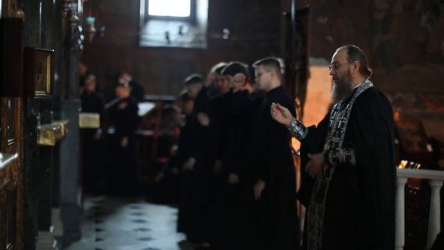 1-й день Великого Поста. Уставное богослужение в Киево-Печерской Лавре. смотреть онлайн