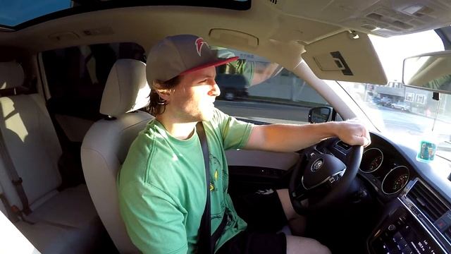 2019 VOLKSWAGEN TIGUAN SE REVIEW!! WE TAKE IT 112 MPH!! смотреть онлайн