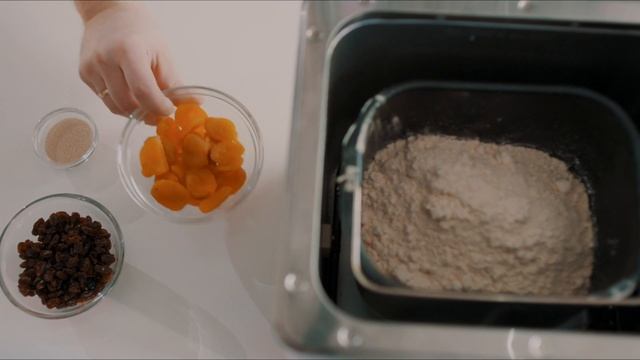 Хлебопечка GEMLUX GL BM 789 ⁄ Хлебопечка для выпечки, замеса теста, варки джема смотреть онлайн