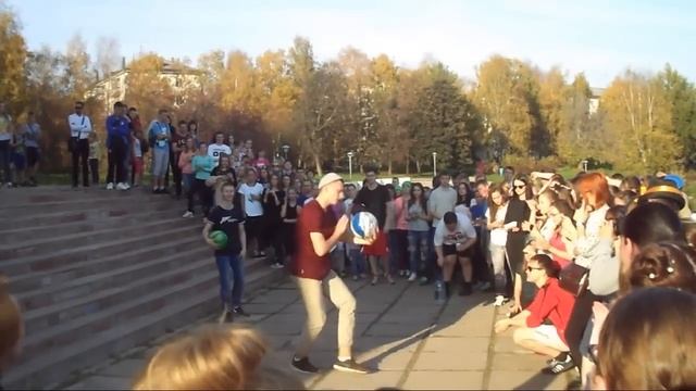 Киров. Танец с мячом. смотреть онлайн