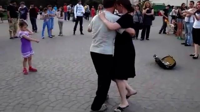 Милонга у фонтана смотреть онлайн