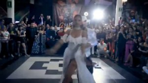 Я ВНОВЬ ОТ ТЕБЯ ХМЕЛЕЮ