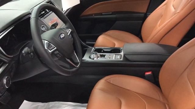 Interior 2020 Ford Fusion Hybrid 2.0 L 4 Cylinder смотреть онлайн