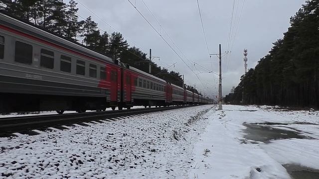 Электропоезд ЭД4М-0303 (ТЧ-4) пригородный поезд №6578 Москва - Купавна. смотреть онлайн