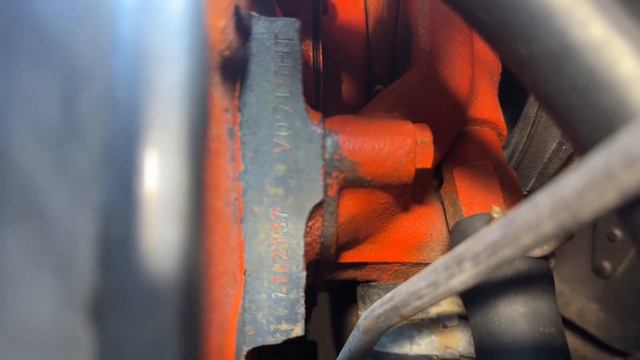 Red 1967 Chevrolet Corvette Convertible Engine Pad details смотреть онлайн