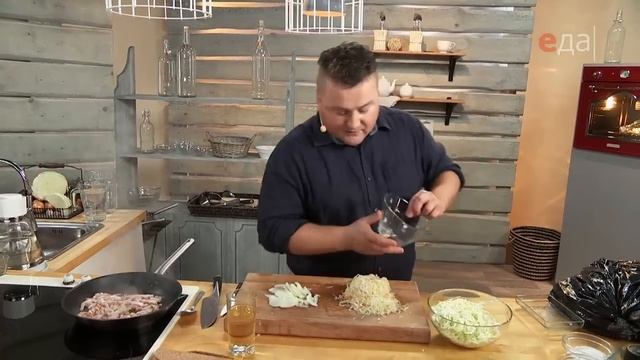 Битый гусь с тушеной капустой смотреть онлайн