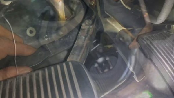 Ford Escape/steering column removal(nut and bolt) with installation instructions.