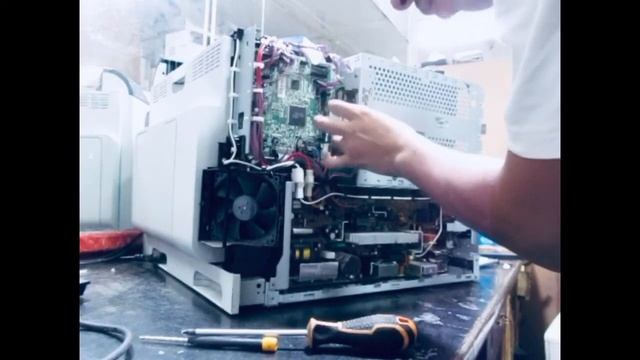 تصليح ملف ترانسفير للبرنتر الشهير ٤٥٢٥ (ج٣) Hp Color LaserJet CP4525 Error 59.F0 смотреть онлайн