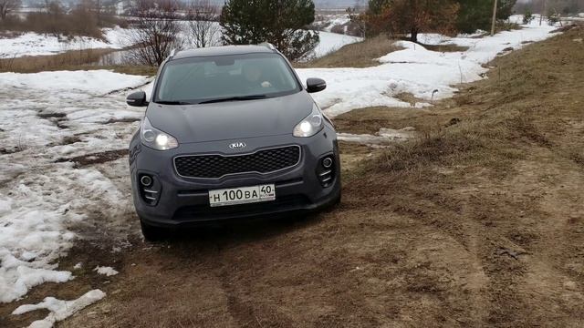 Kia Sportage offroad (легкий подъем) смотреть онлайн
