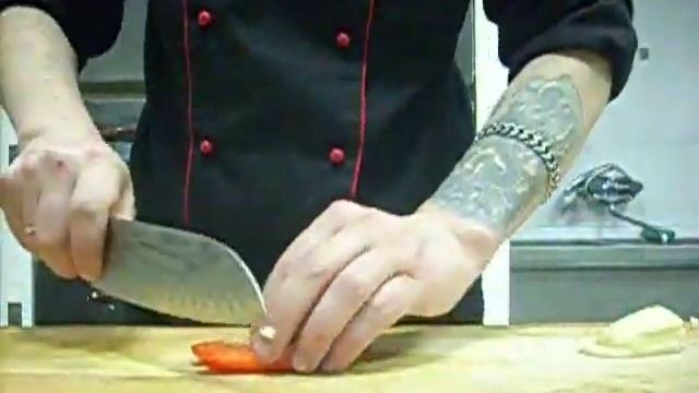 Шинковка овощей. Виды и способы нарезки продуктов. смотреть онлайн