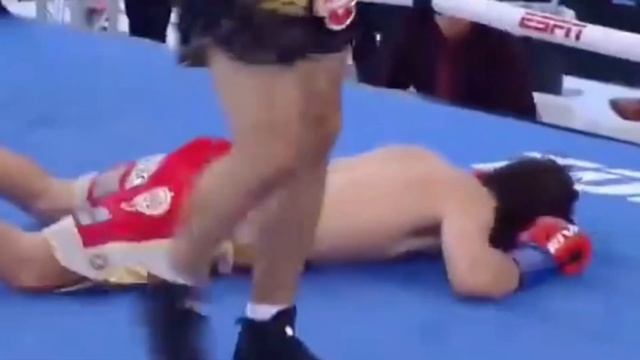 Алимханулы или Чарло? Хайме Мунгия Определился с Соперником! смотреть онлайн