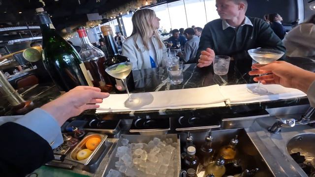 POV: Bartender Making Cocktails at a Top London Restaurant (Summer Drinks!) смотреть онлайн